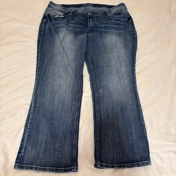 Maurices Light Blue Distressed Women Jeans Size 24w Petite - Picture 5 of 5